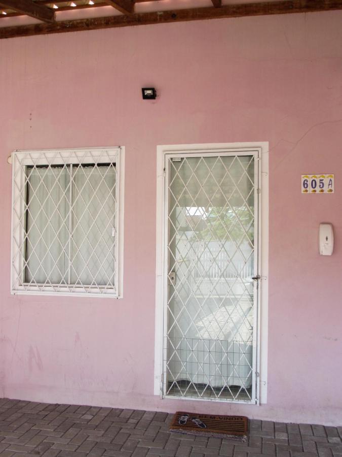 Casa Inteira,Total Privacidade Em Area Nobre, 2 Quadra Do Mar Villa Piçarras Buitenkant foto